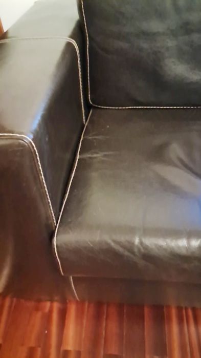 Conjunto de 3 sofás em pele