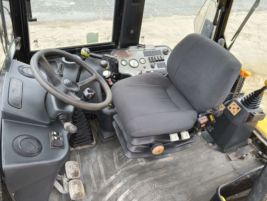 JCB 2CX koparko ładowarka teleskop krokodyl  brutto 4X4