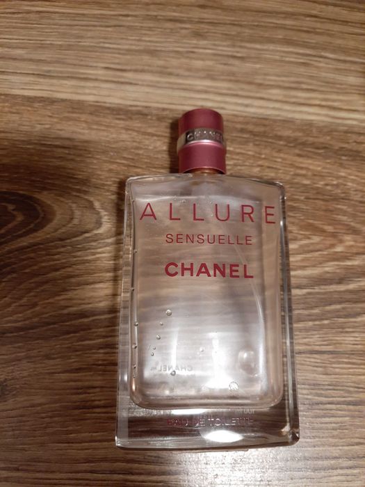 Puste flakony po perfumach