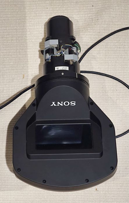 Projetor Profissional Sony VPL-FH60