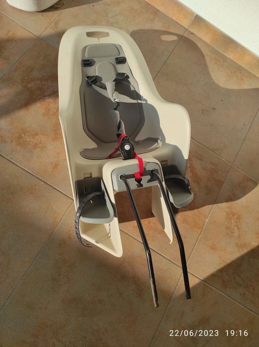 Adaptador Decathlon de cadeirinha de bicicleta