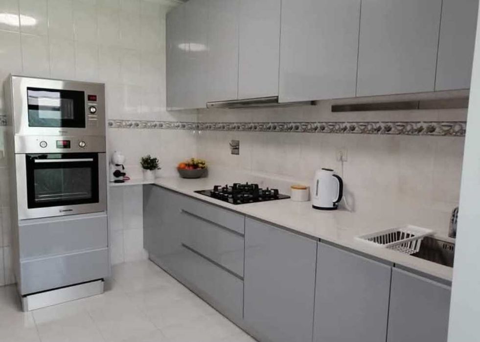 Quarto junto à estação de comboios de Águas Santas