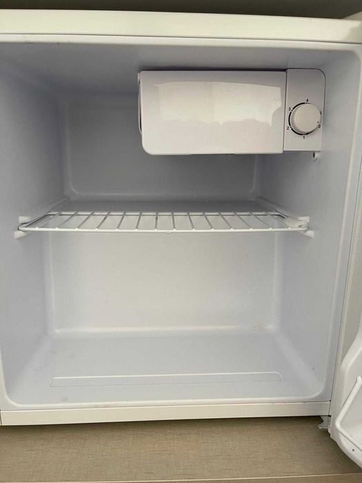 Frigorífico minibar 45 L, com congelador -  Branco