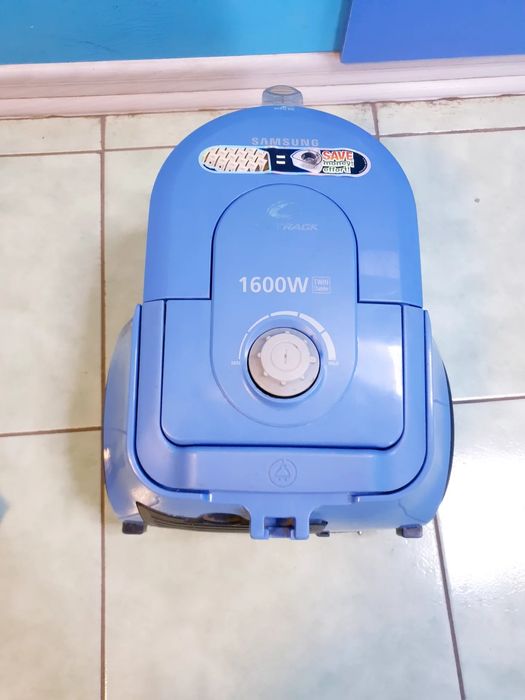 Продам пилосос SAMSUNG  SC4331