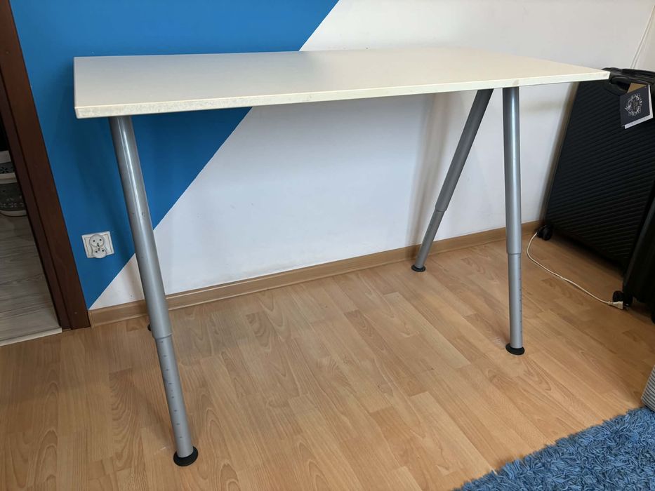Biurko regulowane IKEA