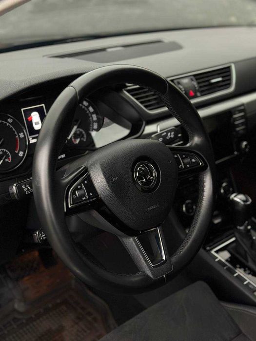 Skoda Superb 2016р. 2.0 дизель обмін [Перший внесок від 20%]