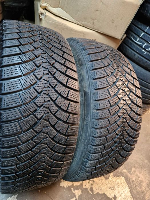 Opony Zimowe 215/50R17 Falken Winterpeak F-Snow 1 2sztuki Montaż 7,1m