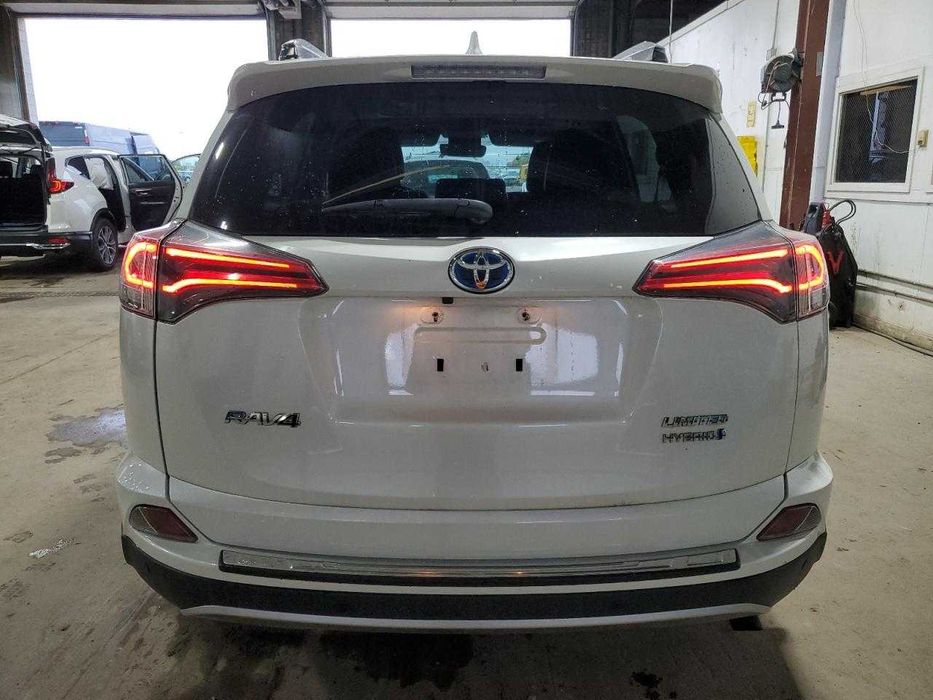 2018 Toyota RAV4 HV Limited