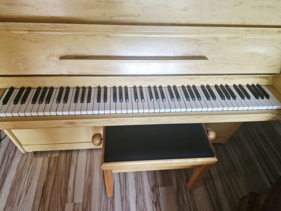 Pianino Instrument od stroiciela