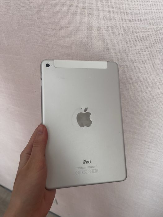 Ipad 4 mini на 128 гігабайт