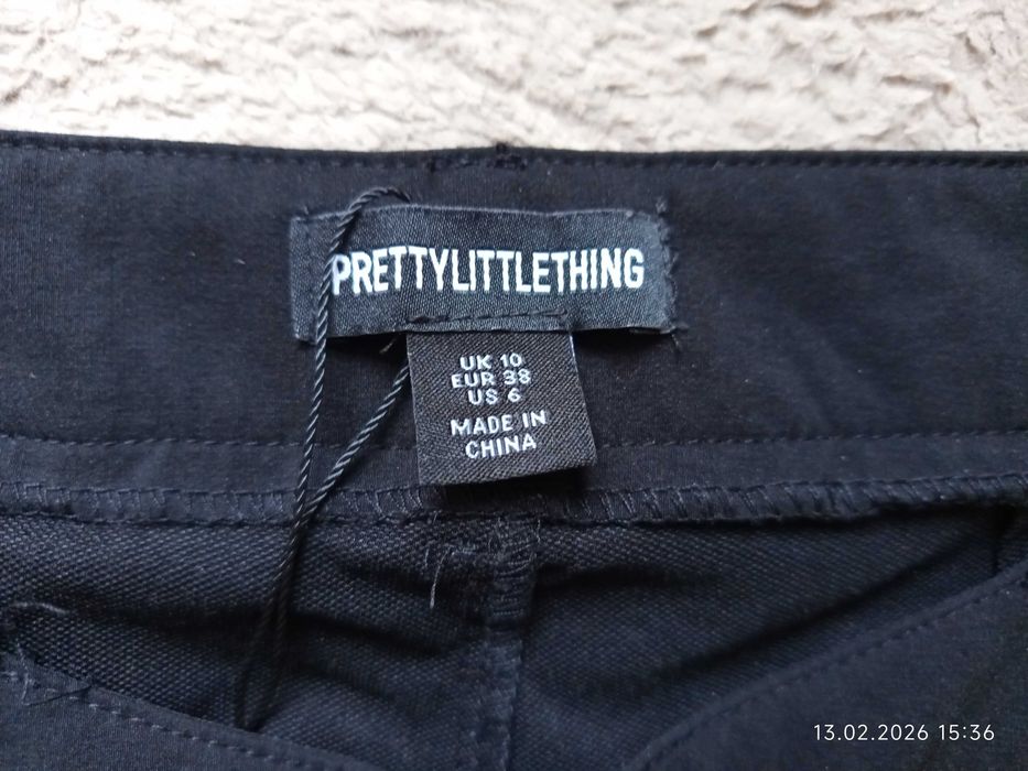 Spodnie dzwony , prettylittlething, 38