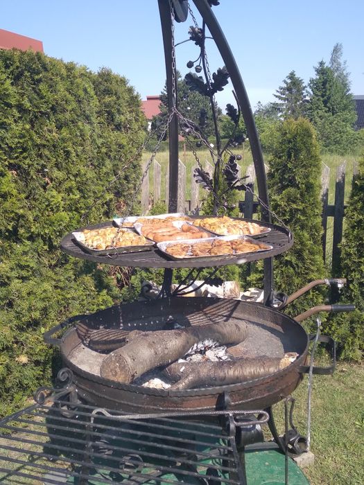 Ogrodowy gril używany