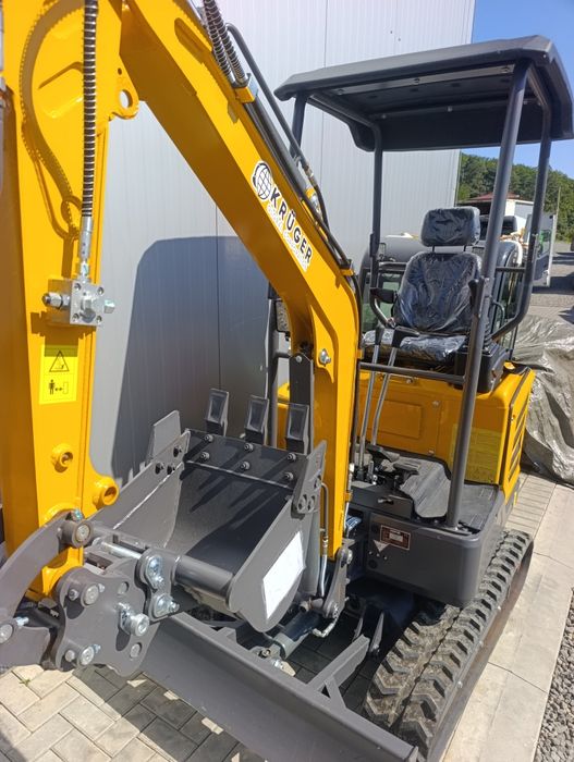 екскаватор KRÜGER XKW-18, двигун KUBOTA D-722 1.8 T