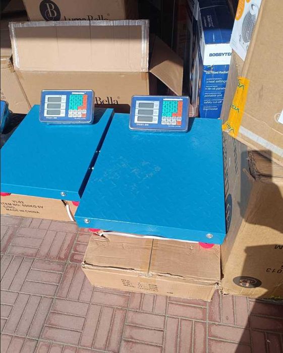 Бездротові ваги торгові підлогові wifi bluetoot 150 300 600 електронні