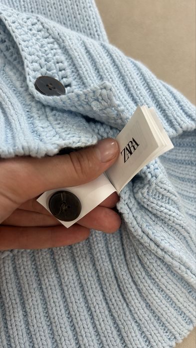 Вʼязана жилетка  Zara