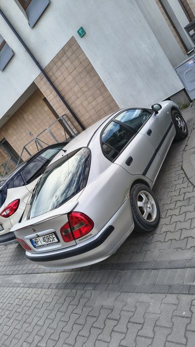 Mitsubishi Carisma 1.8