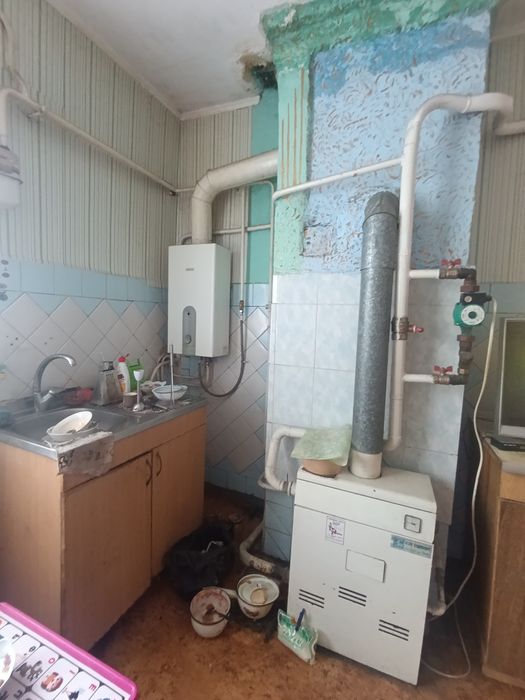 Продам великий будинок в Аулах!