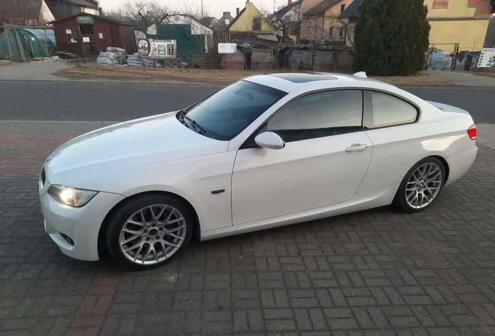 Bmw e92 335i manual mpakiet