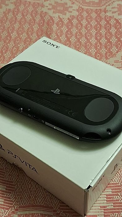 Ps. Vita  (slim)