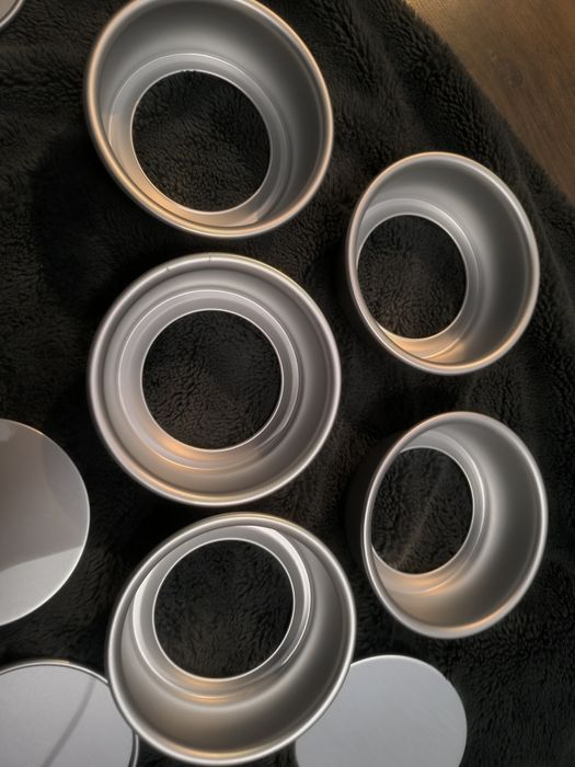 Zestaw 5 okrągłych form do pieczenia z wyjmowanym dnem