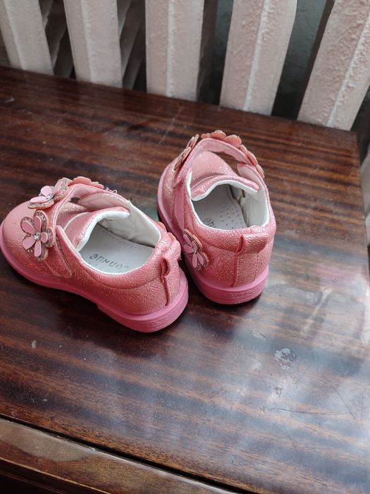 Дитячі туфлі рожеві