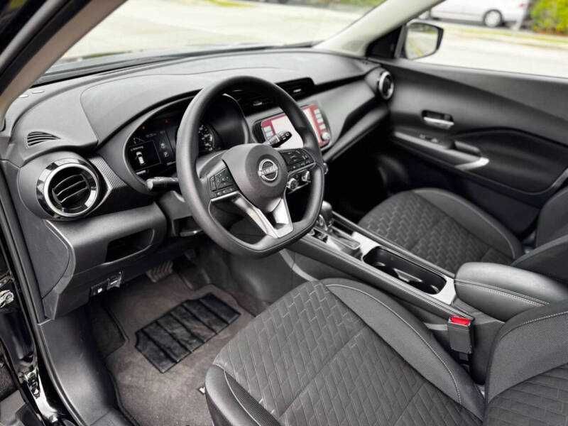 Nissan Kicks SV 2023