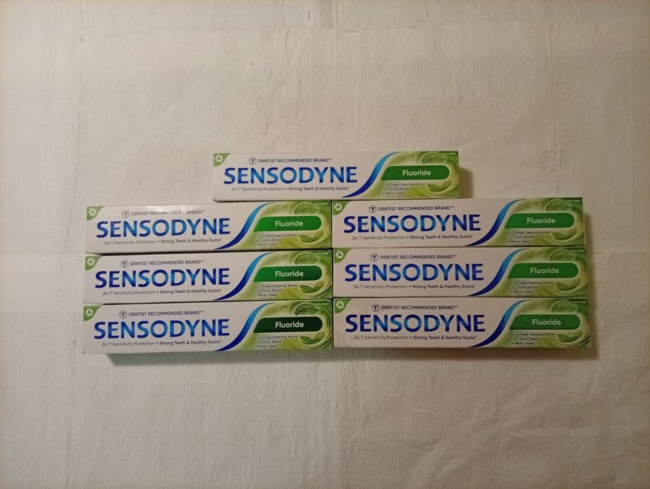 Sensodyne Fluoride pasta do zębów przeciwpróchniczna 75 ml 7 szt