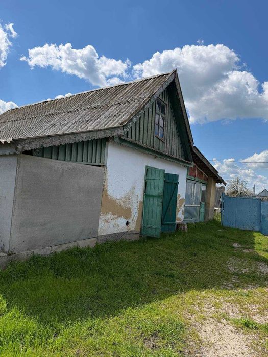 Продам будинок в селі