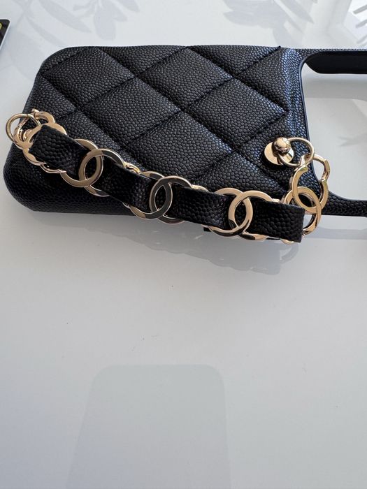 Etui na Iphon 17 pro  Chanel