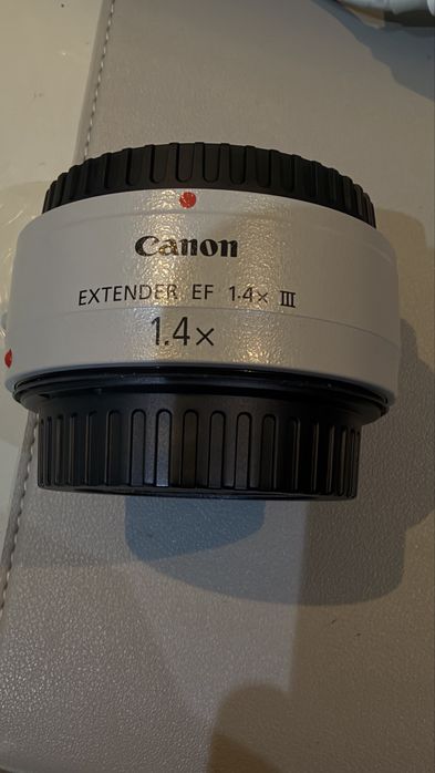 Objetiva Canon EF70-200 e acessórios
