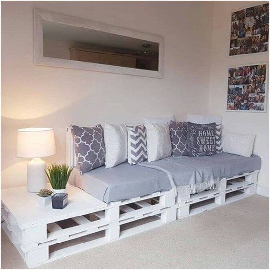 Sofas e camas em madeira de paletes