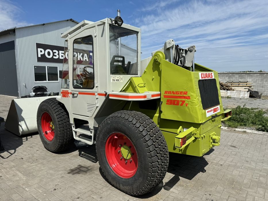 Навантажувач claas Ranger 907