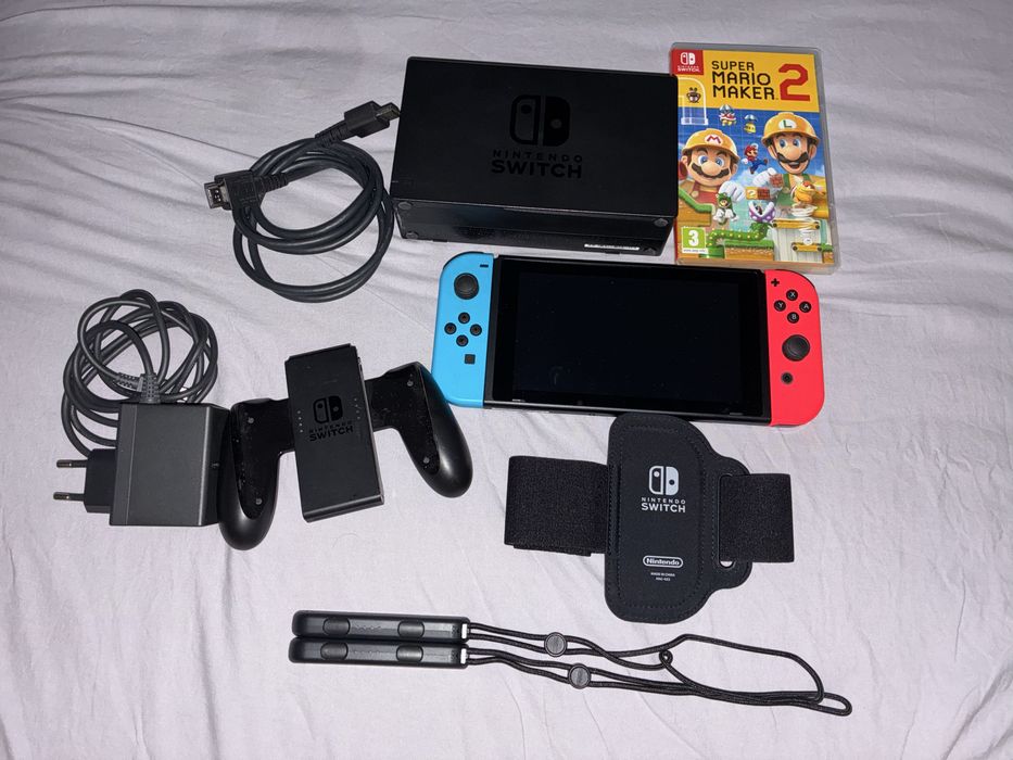 Nitendo switch ( completo vai com jogo do super mario maker 2)