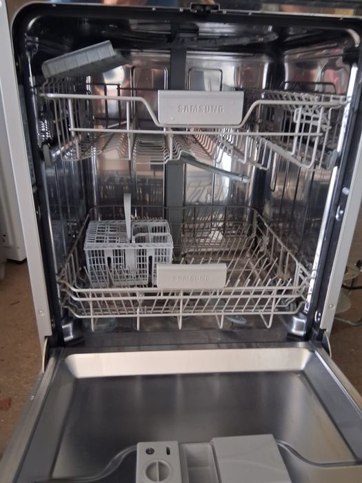 Máquina de lavar loiça Samsung