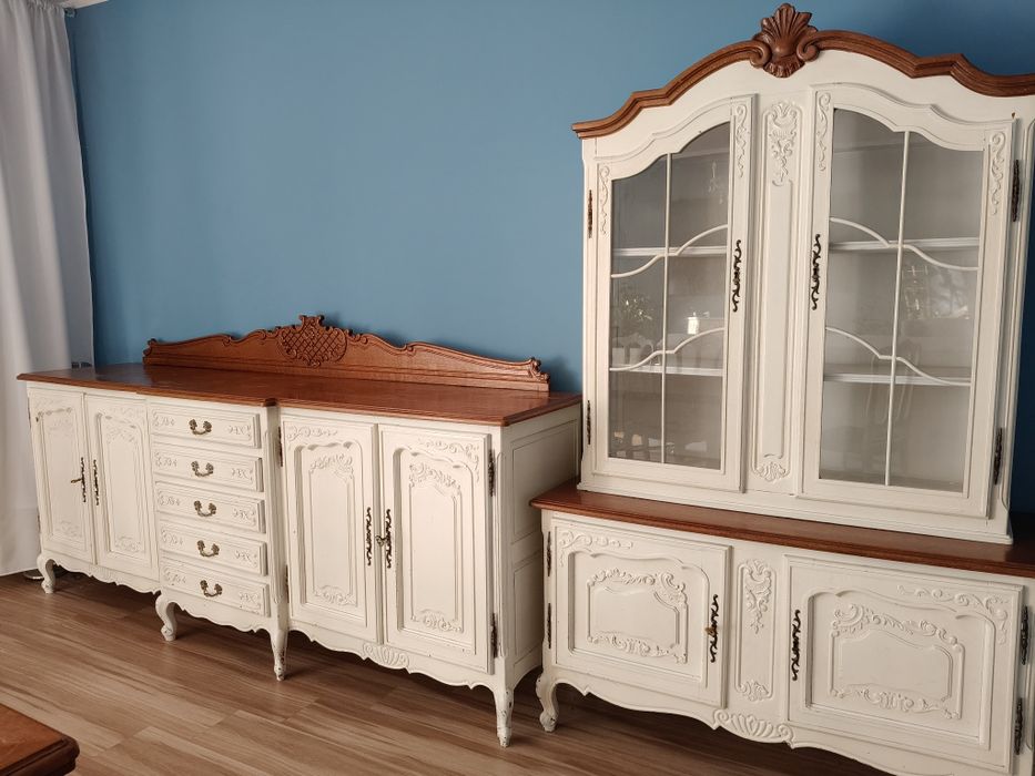 Sprzedam meble w starym stylu