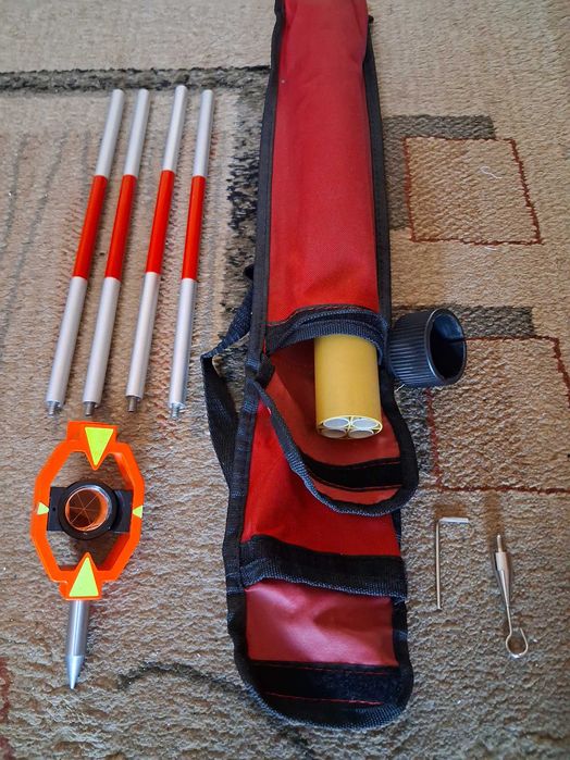 Minilustro realizacyjne - LEICA