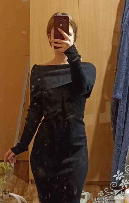 Плаття в рубчик.