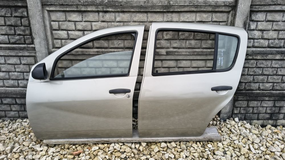 Drzwi przednie tylne lewe KOMPLETNE TEKNM Dacia Sandero 1 08-12