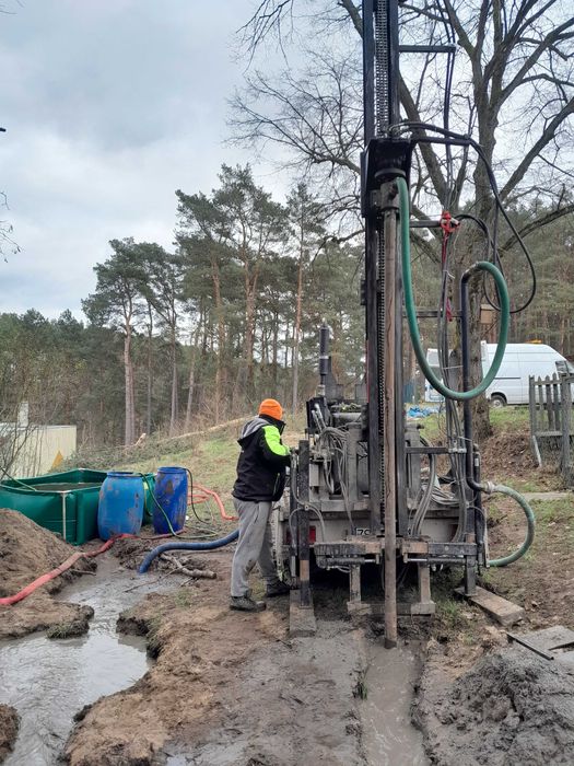 Wiercenie studni głębinowych,koparkoładowarka,minikoparka,wywrotka