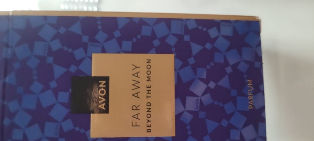 Perfumy Far Away 30 ml. Nowe.