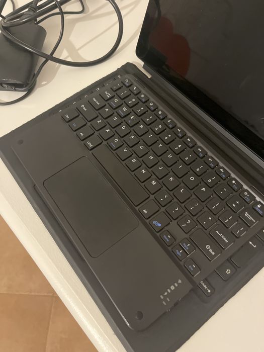 Dell Latitude 5285