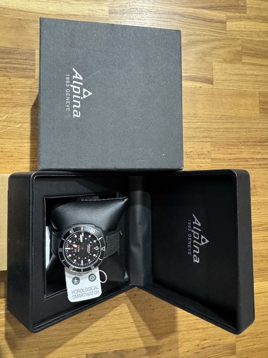 Alpina Seastrong HSW Hybryd Smartwatch