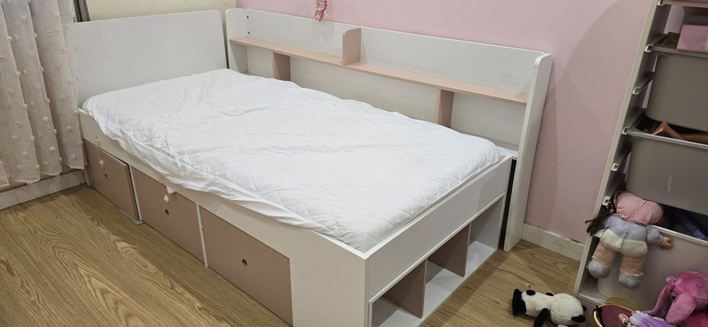cama de solteiro com arrumação