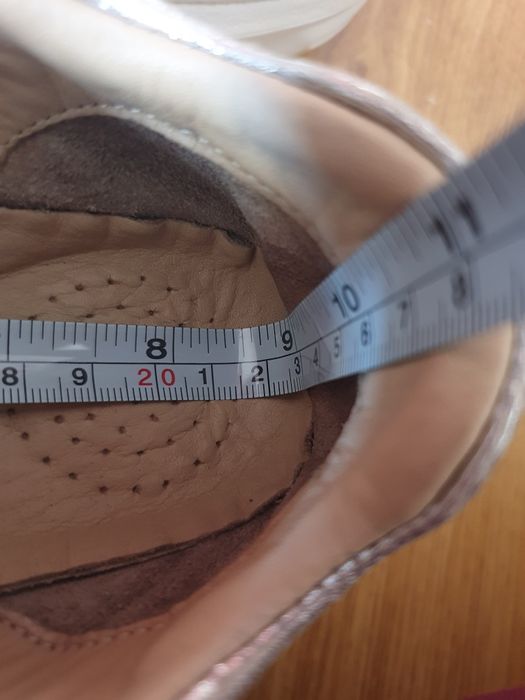 Białe sneakersy Saway