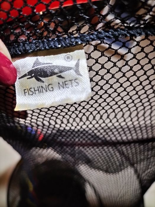 Rede cilíndrica para peixe