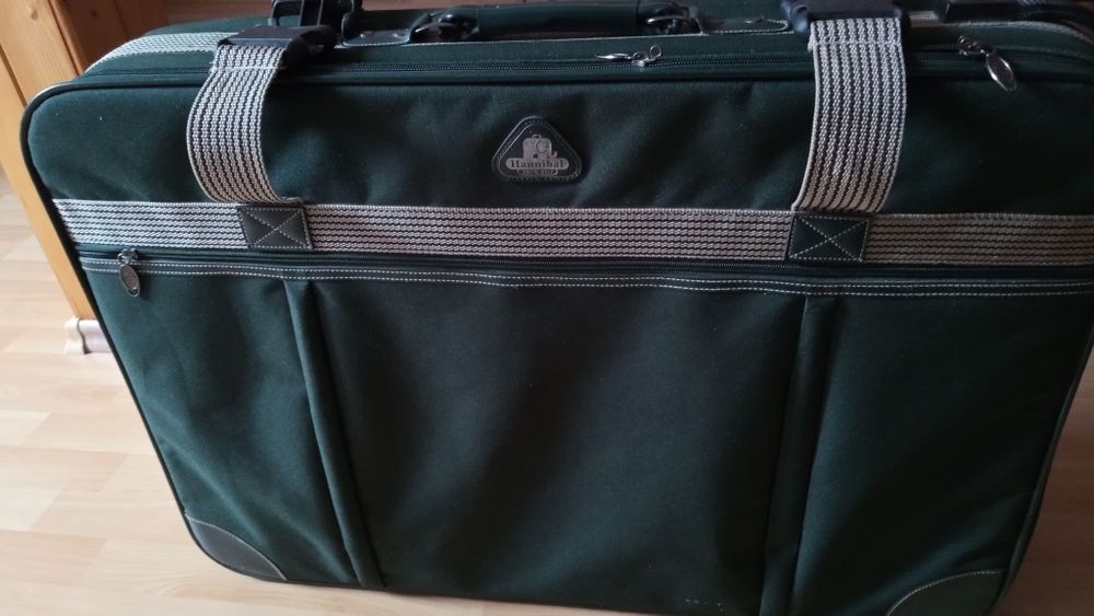 Nowa walizka Hannibal