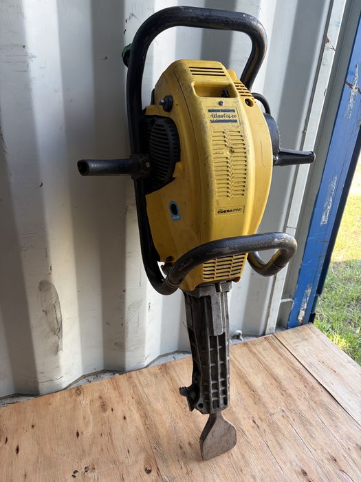 Atlas Copco Cobra PRO – młot spalinowy wyburzeniowy / do podbijania