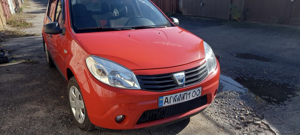 Продам Дачия сандеро