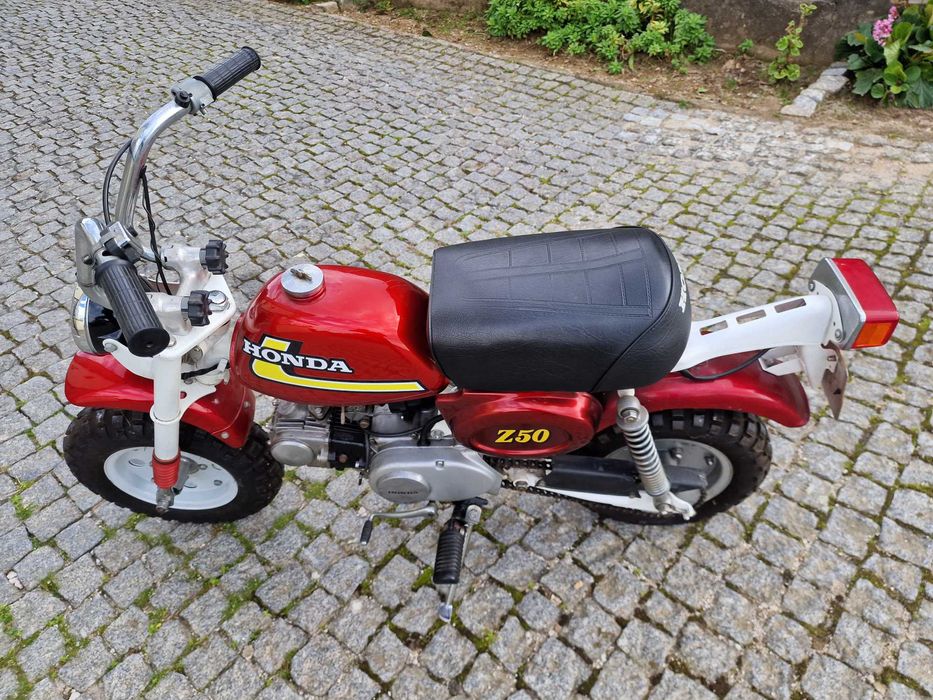 Mini Honda Z50 com documentos