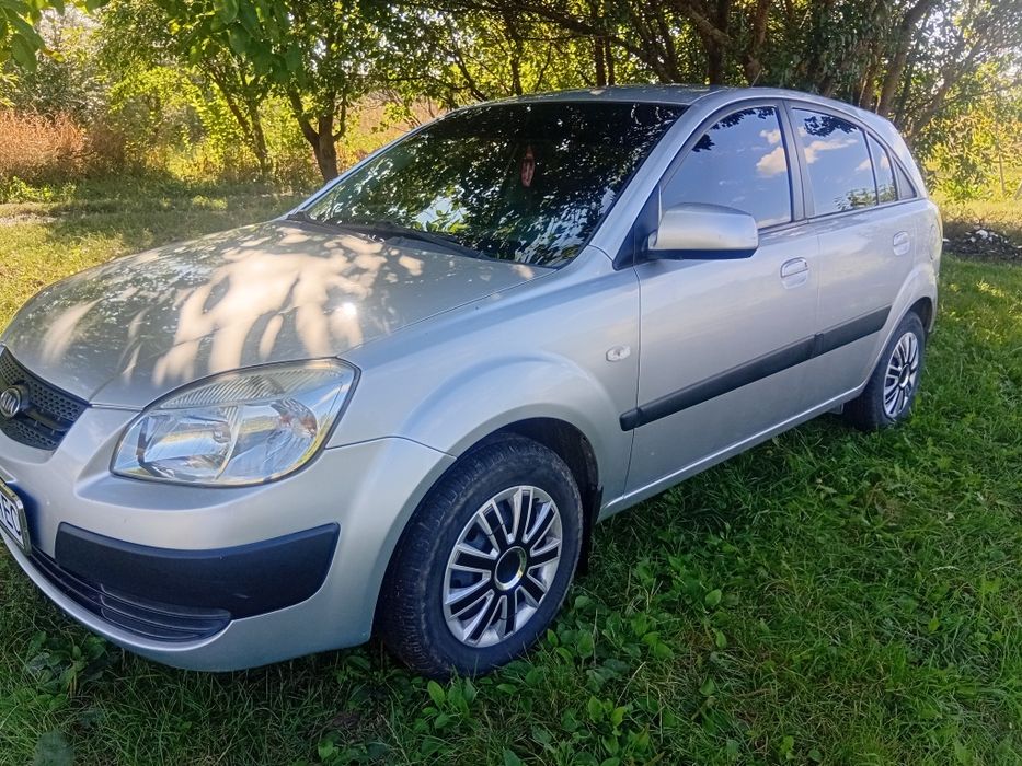 Продам Kia rio 2